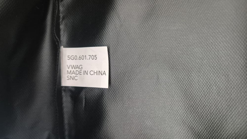 Оригинален компресор за гуми Фолксваген комплект с лепило и чанта VW