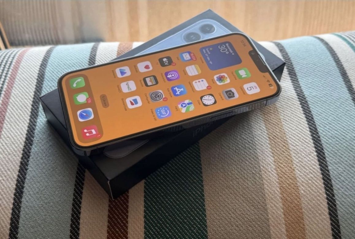iPhone 13 Pro 128  vând sau schimb