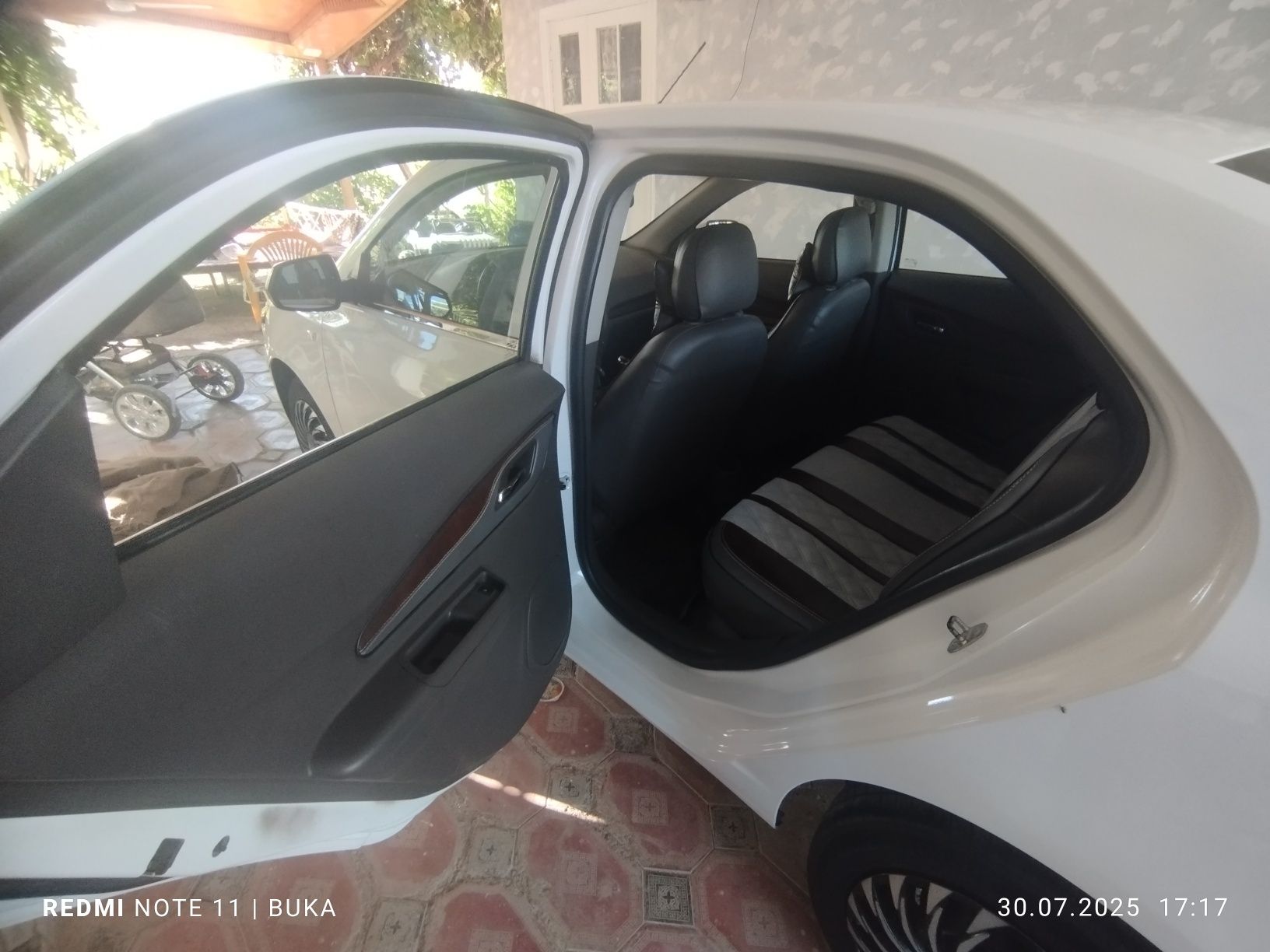 Chevrolet cobalt 2013