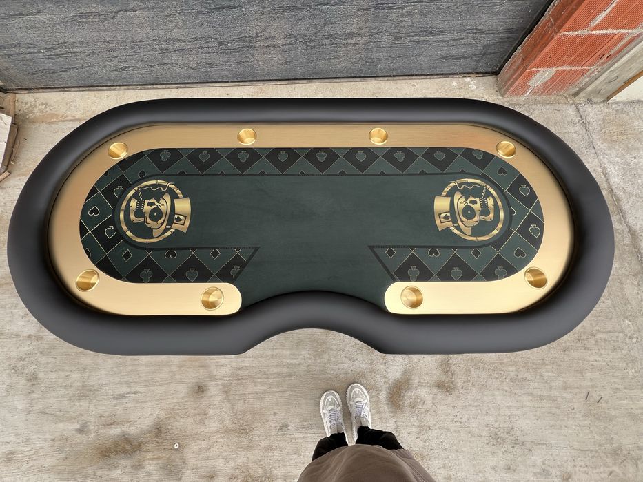 Mese poker stejar customizate cu LOGO tau CustomTables.eu stoc 2 mese