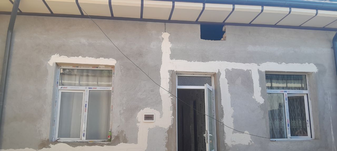 Qir ariq mahallada xovli sotiladi