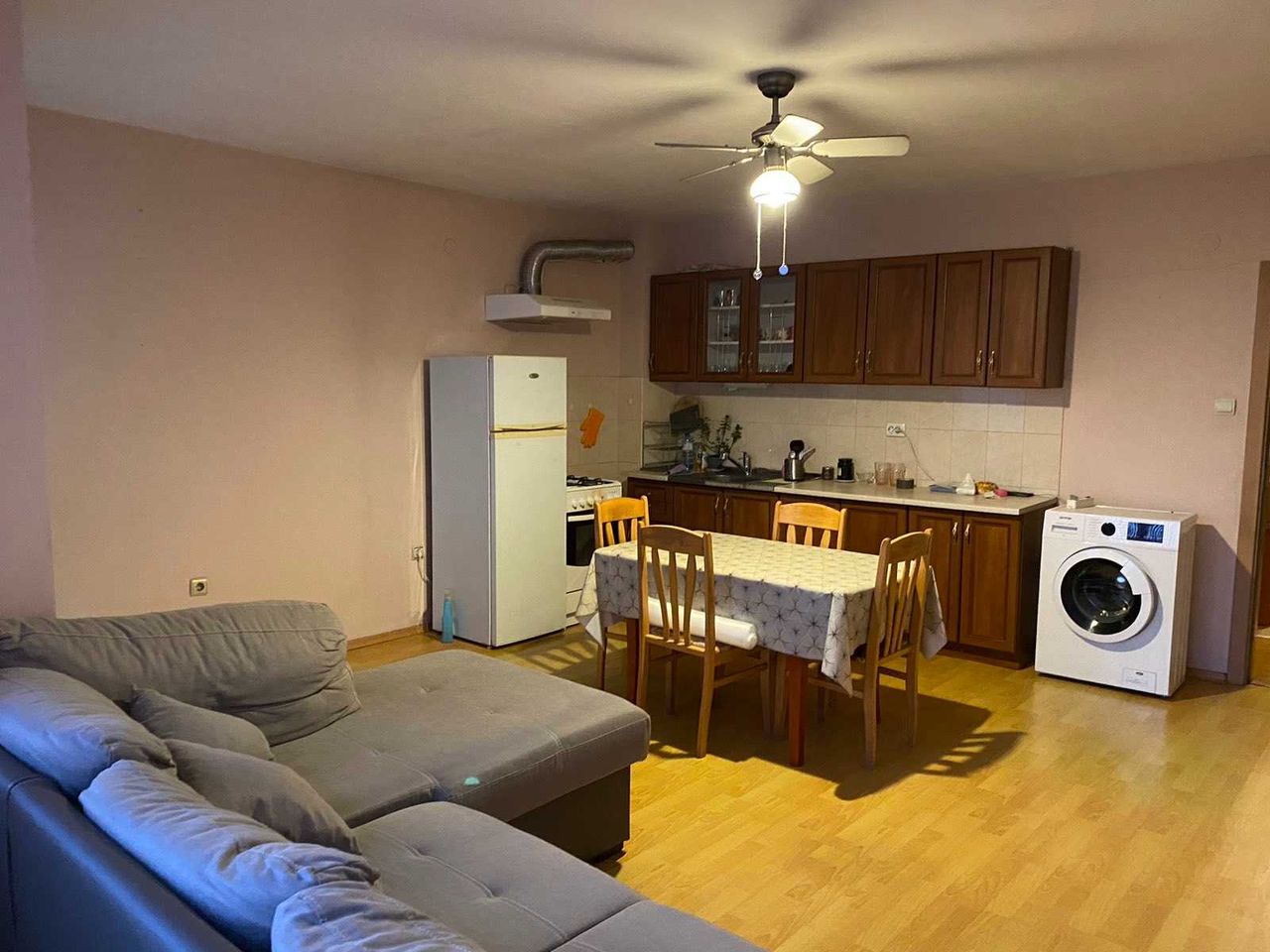 Дава се под наем Тристаен апартамент в София, Дианабад - 102 кв.м за 612 € - Снимка #3