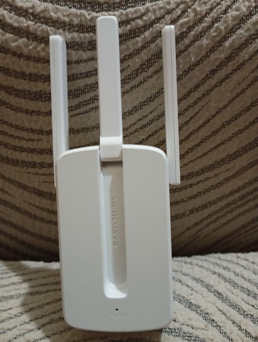 Продам Wi-Fi адаптер Mercusys MW300RE