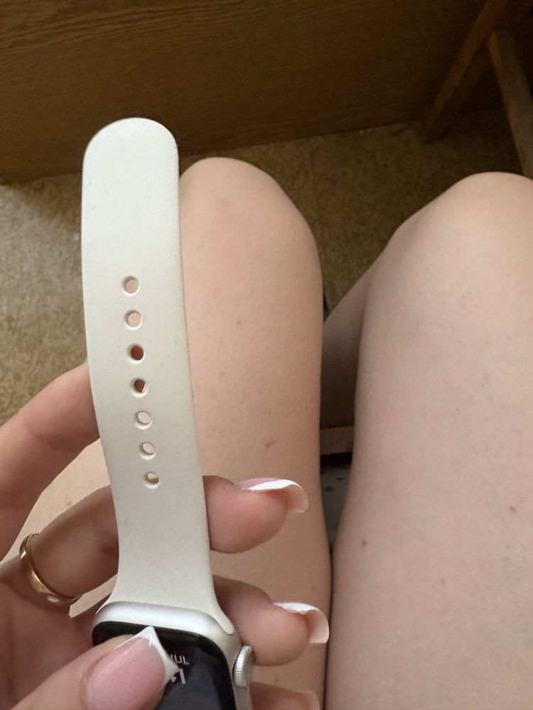 Apple watch SE часовник