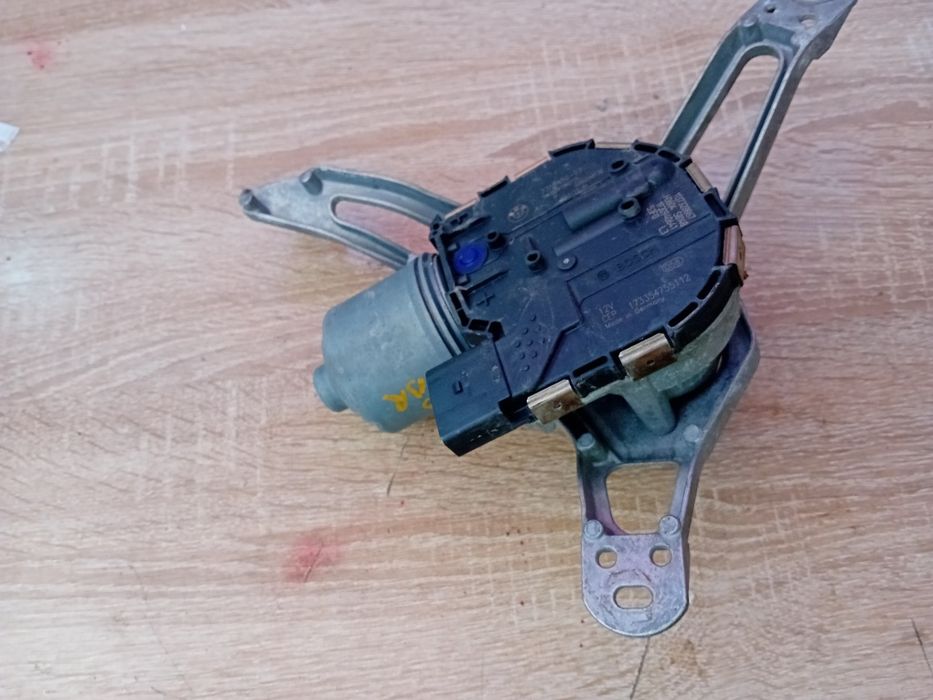 Motoraș ștergător BMW I3 an 2020 electric