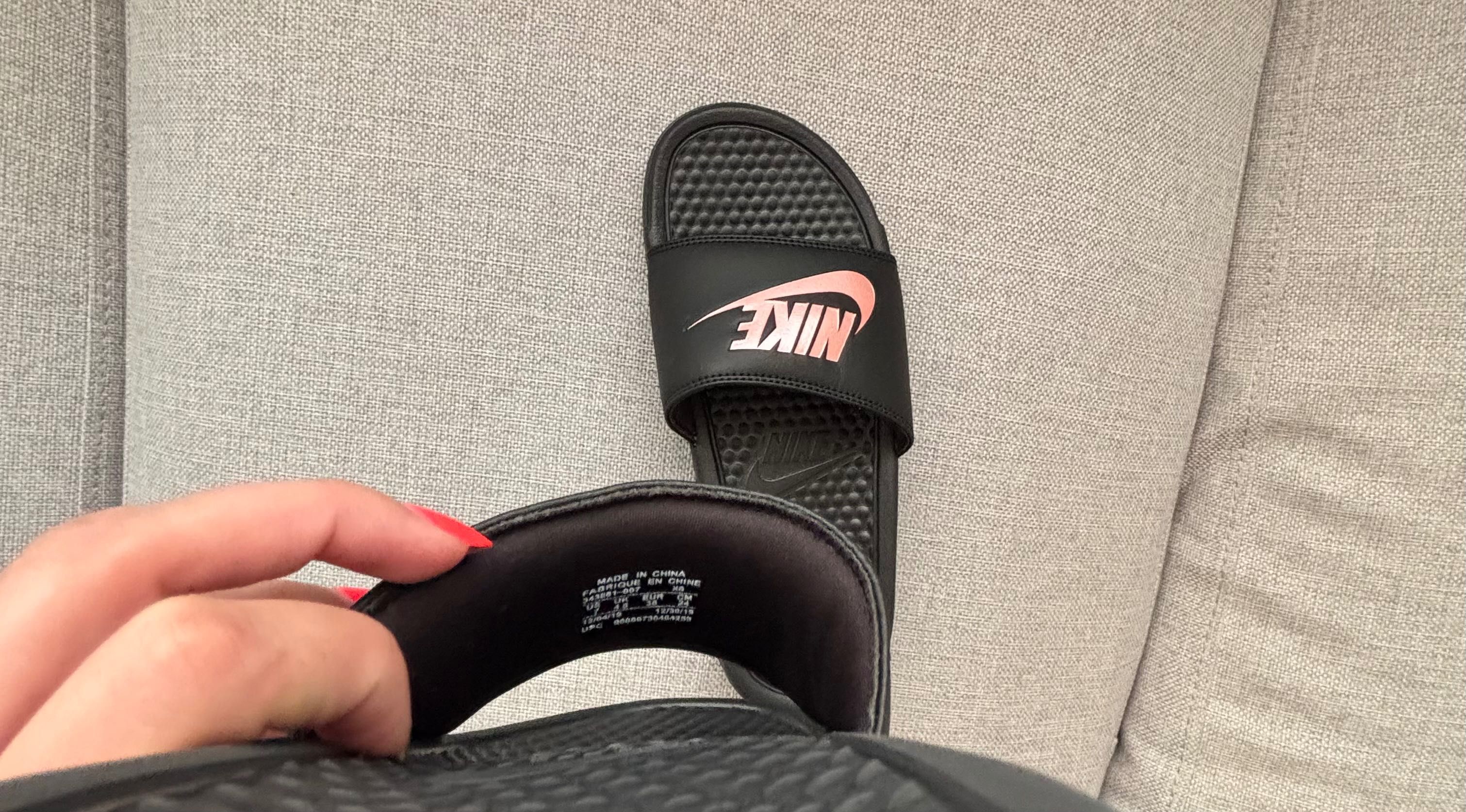 Дамски чехли nike