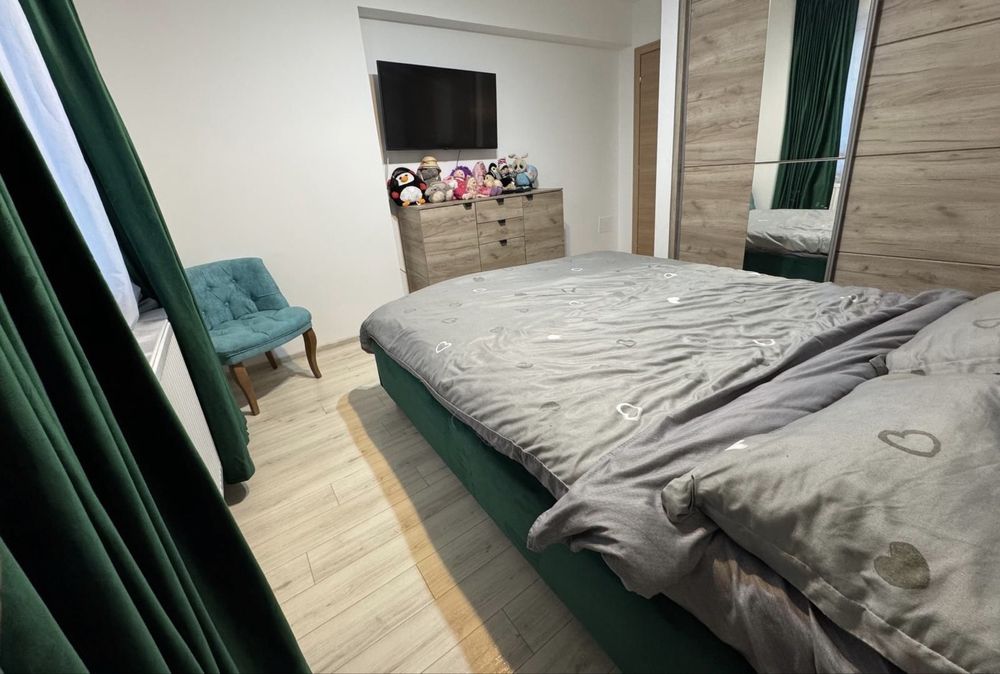 Vand apartament la 3 minute de Mall Coresi !