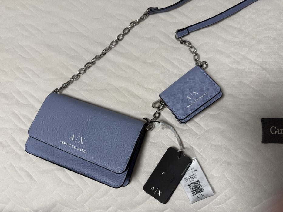 Чисто нова чанта Armani Exchange