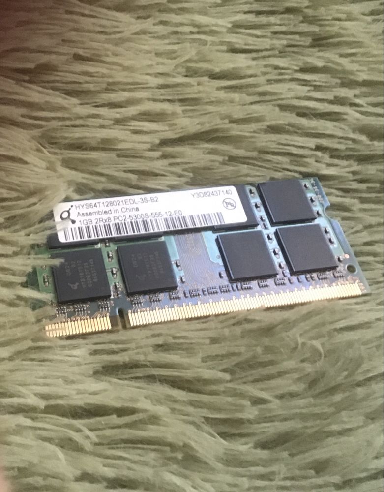 SO-DIMM DDR2 667 МГц 1гб