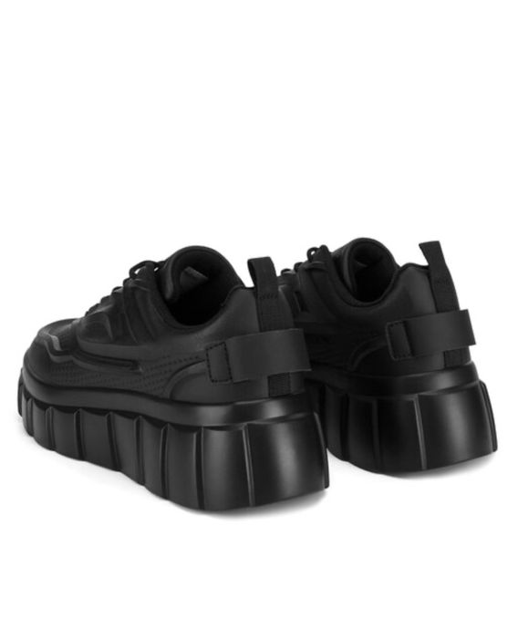 Черни дмски обувки