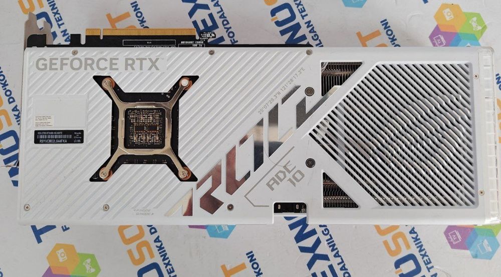 Продается Видеокарта Asus Rog