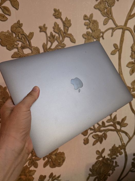 Макбук Эйр М1 256гб ЕАС с