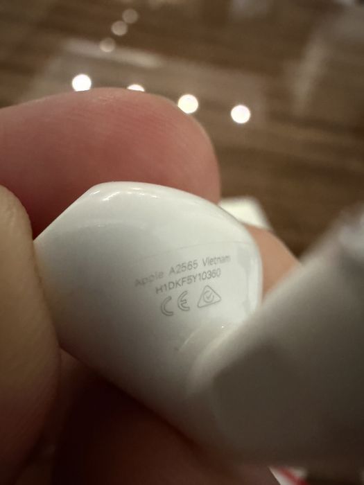 Apple AirPods 3 (3rd generation)