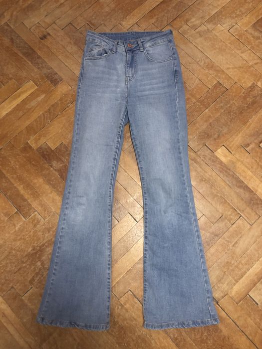 Basic дънки LBD