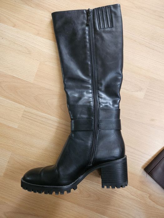 Боти и ботуши Esprit и Sacha