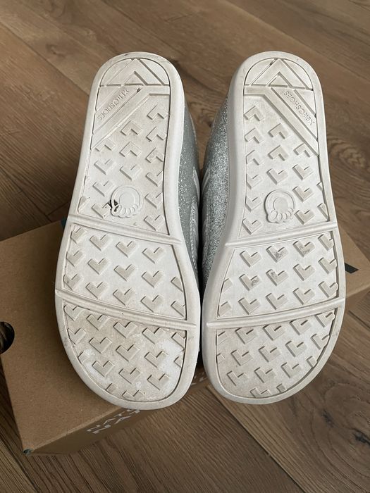 Боси обувки Xero за момиче, номер 34