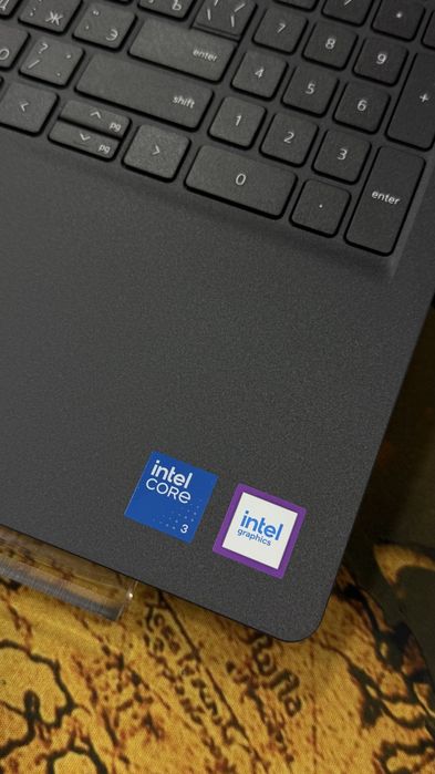 Dell Pro Essential Core i3 8GB 512GB новый Yangi Bepul yetkazish bilan