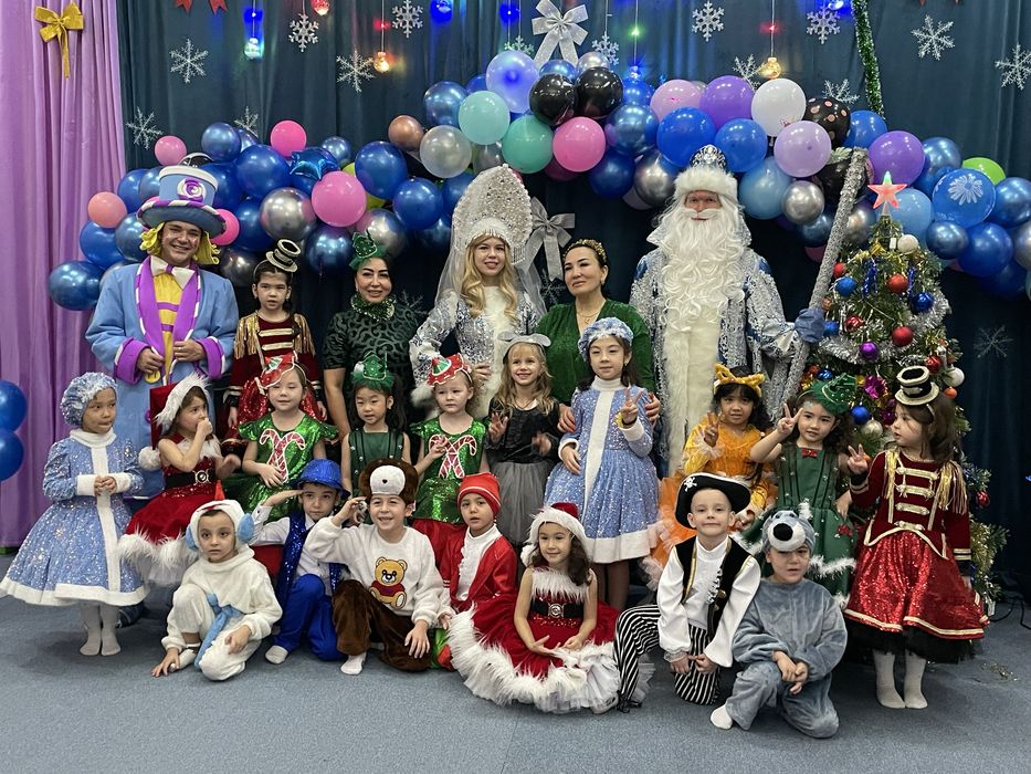 Дед мороз и снегурочка шоу программа  .