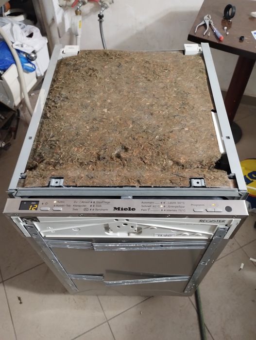 Съдомиялна Miele 45 см Пълно Вграждане