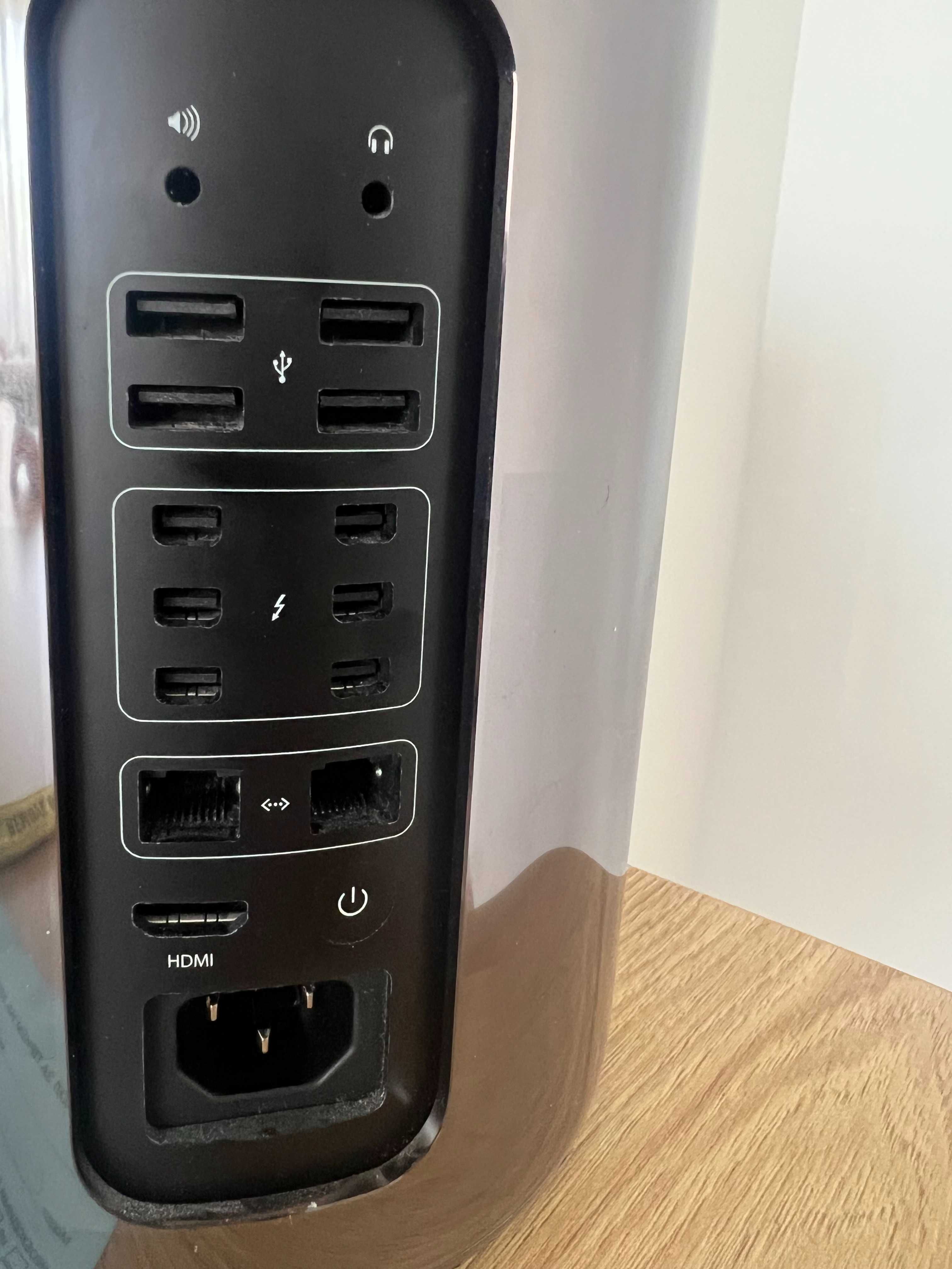 Работна станция Apple Mac Pro 6.1 Late 2013 (TrashCan) 12c 64 GB 1 TB