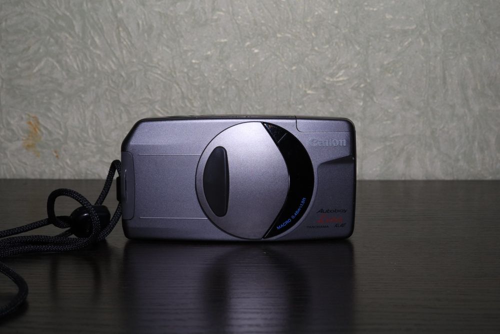 Плёночная мыльница canon