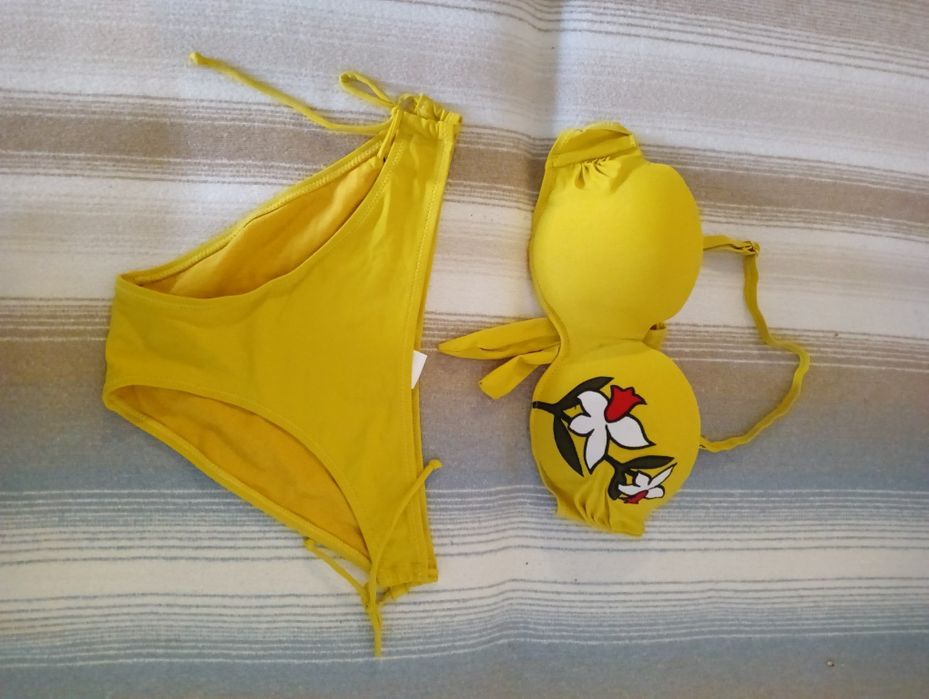 Нови бански костюми