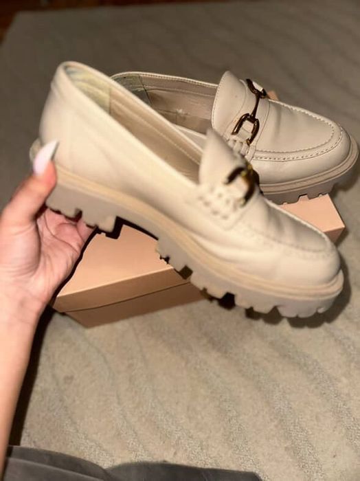 Естествена кожа обувки Zara