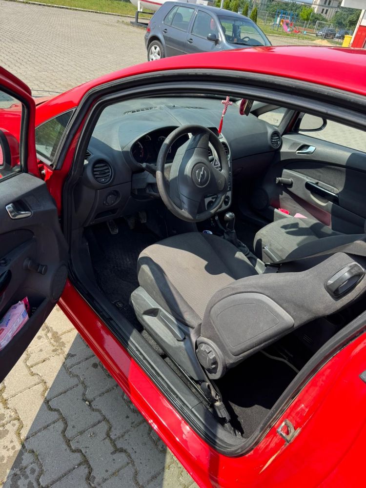Opel Corsa D benzină