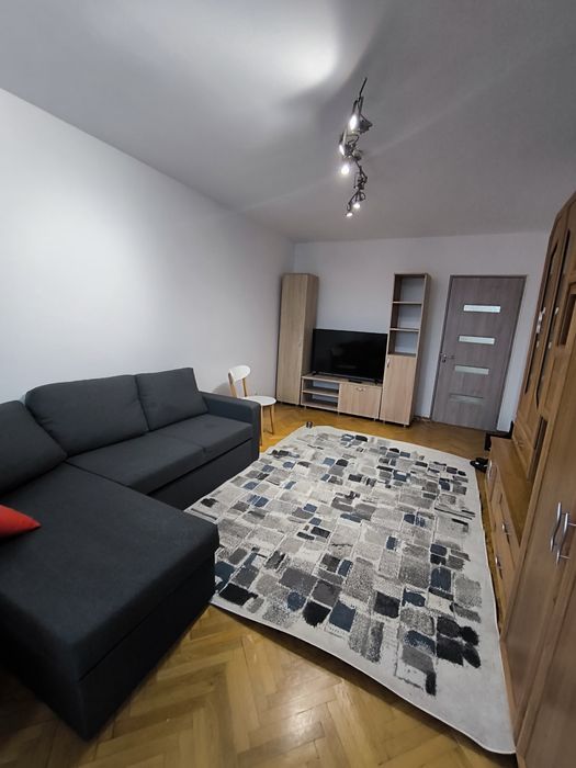 Apartament 2 camere decomandat Central(Piata Mare)cu centrala termica