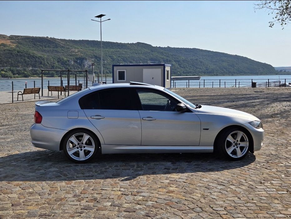 Bmw seria 3 320d, E90, automat, facelift.