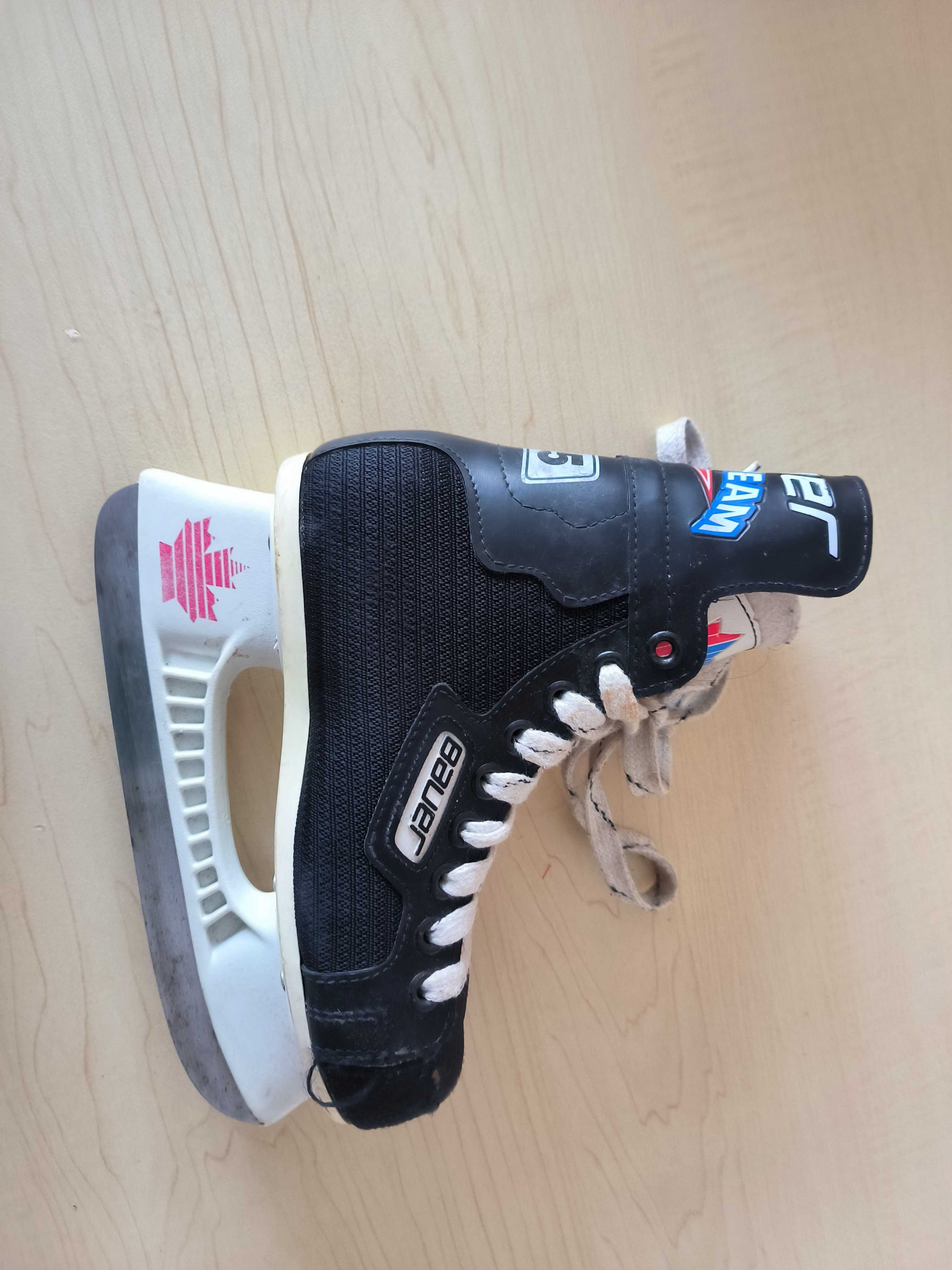 Хокейни кънки CCM, хокей, Reebok и Bauer