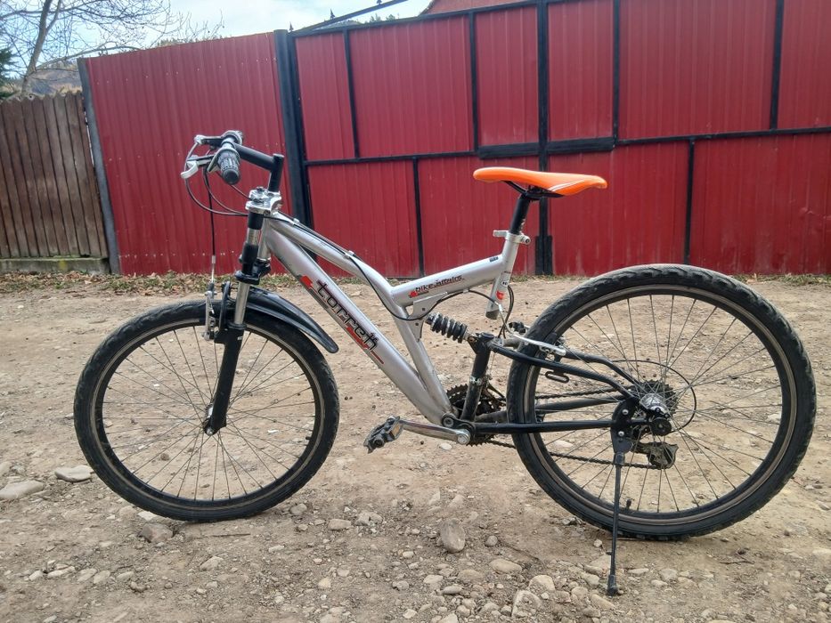 Bicicleta "Mountain Bike"