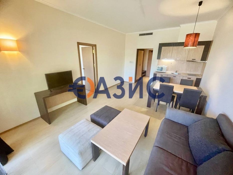 Продава се Двустаен апартамент в к.к. Слънчев бряг - 64 кв.м за 1311 €/кв.м - Снимка #3