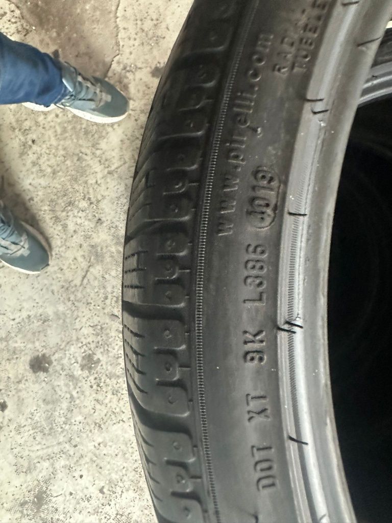 Anvelope Pirelli 235 35 r20