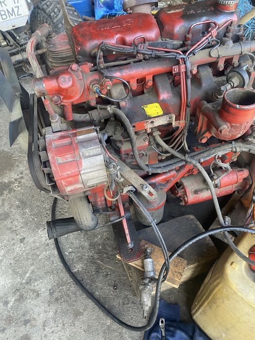 Vand motor man  in patru pistoane