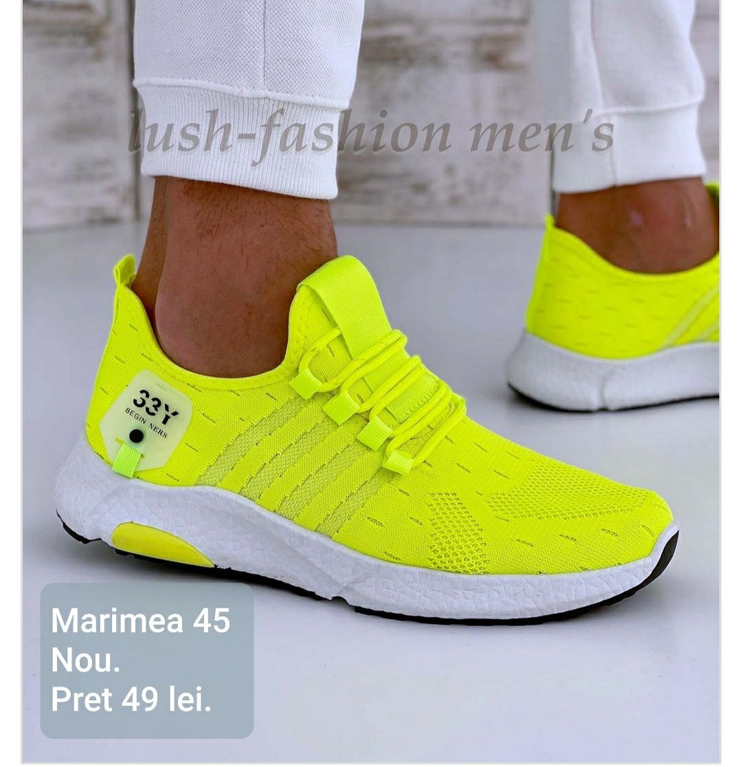 Adidas nou marimea 45.49 lei.