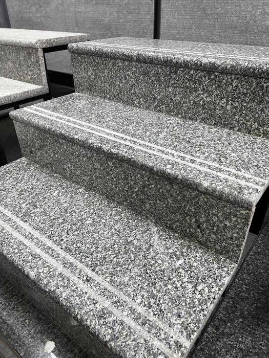 Гранит серый ва бошка ранглари бор