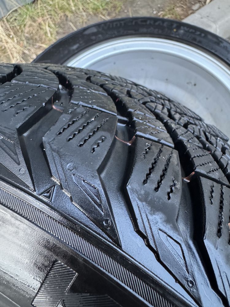 Jante BMW 17″ + Anvelope Iarnă 225/50 R17 + TPMS (DOT 2022)