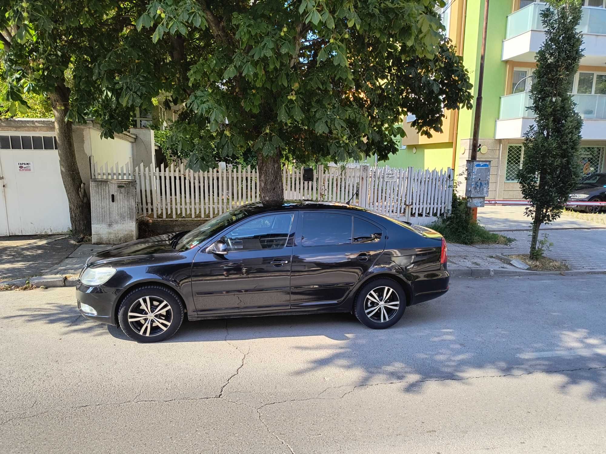 Шкода Октавия 1.6 TDI 2011