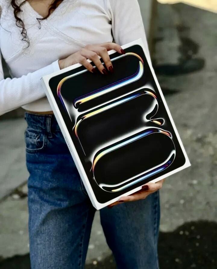 iPad Pro 13 inch M4 256GB yomks 100%