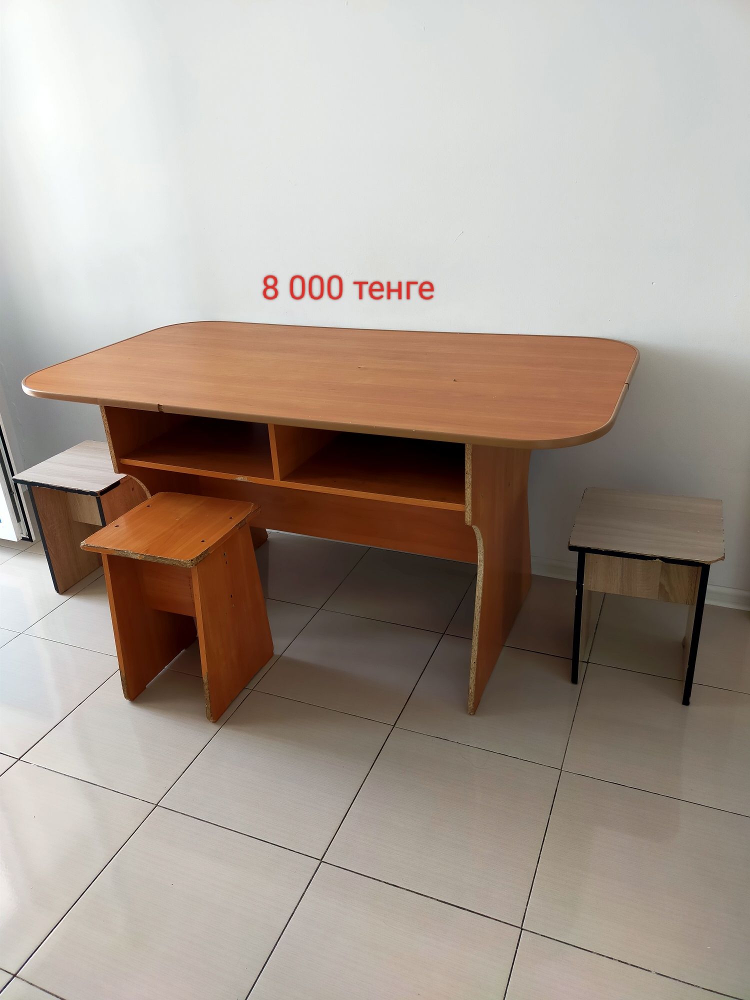 Стол деревянный 8000 тенге