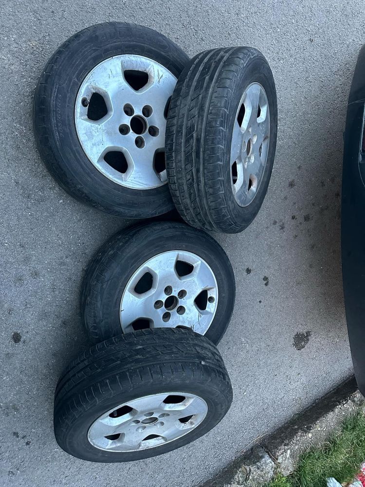 Джанти с гуми от Ауди 205/60 R15