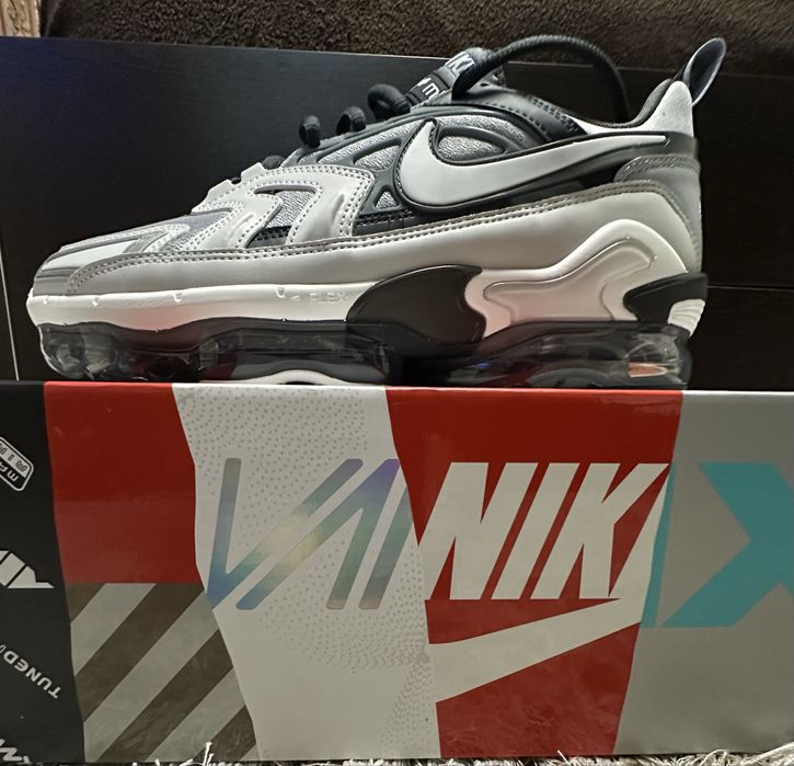 Vand adidasi,  Nike  Air VaporMax