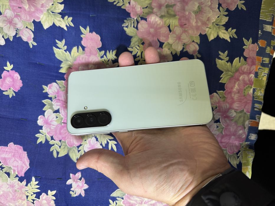 samsung a56 pamit 8.128g holati yahwi oqip tel qlila