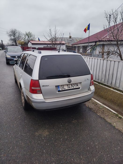 Vând wolsvagen golf