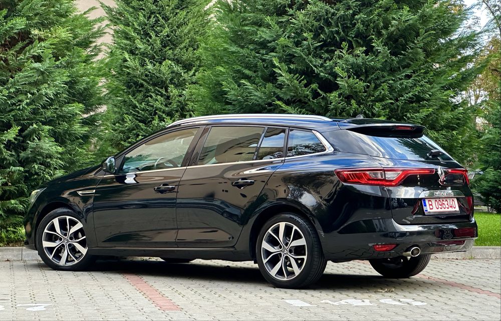Renault Megane • BOSE Edition • Masaj • Navi Mare • Încalzire Scaune •