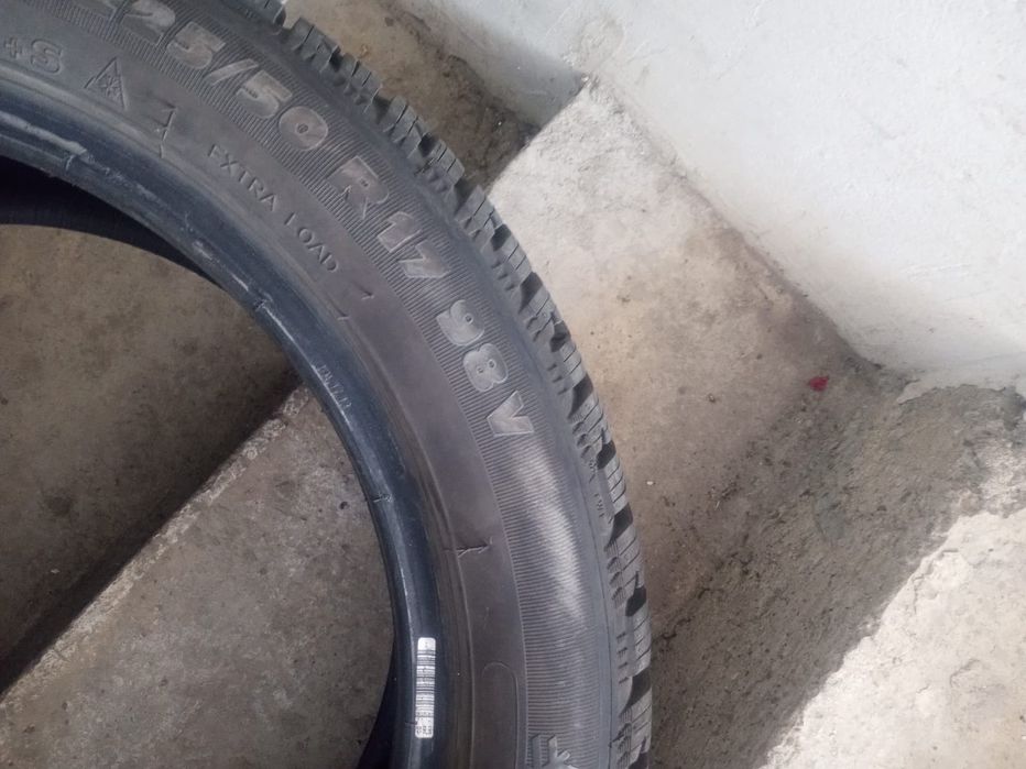 Set anvelope iarna 225/50/R17 folosite un sezon)