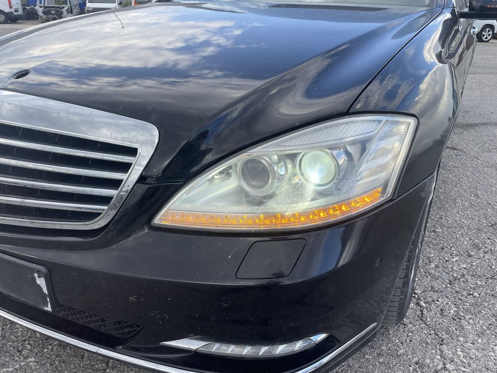 w221 Facelift Фарове  Mercedes S на части
