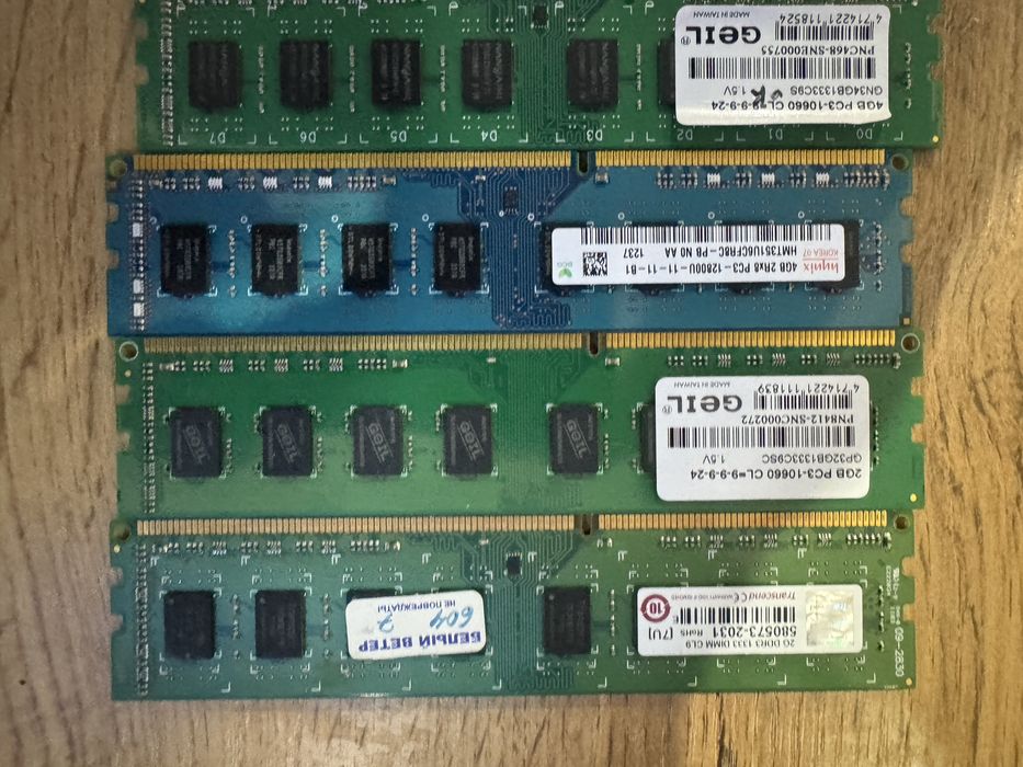 Продам видео карту и оперативную память DDR 3.  (2 шт. по 4 GB)