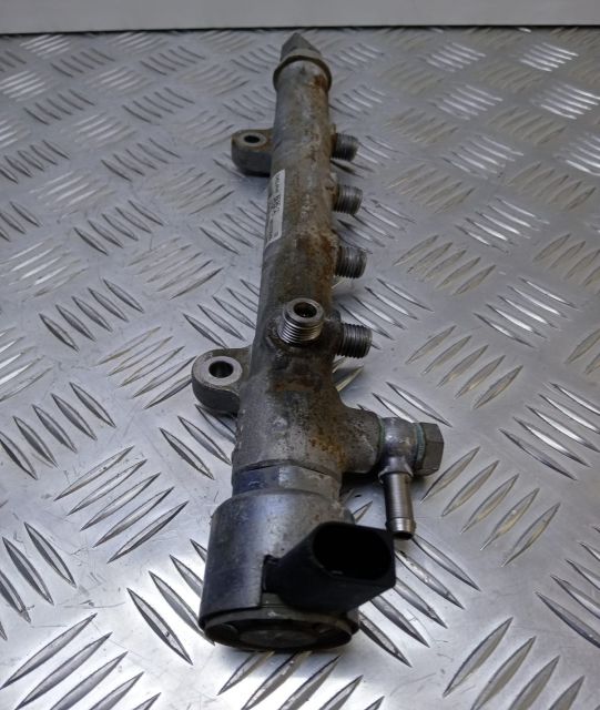 Rampa injectoare complet A6510700495 Mercedes-Benz C-Class W204/S204